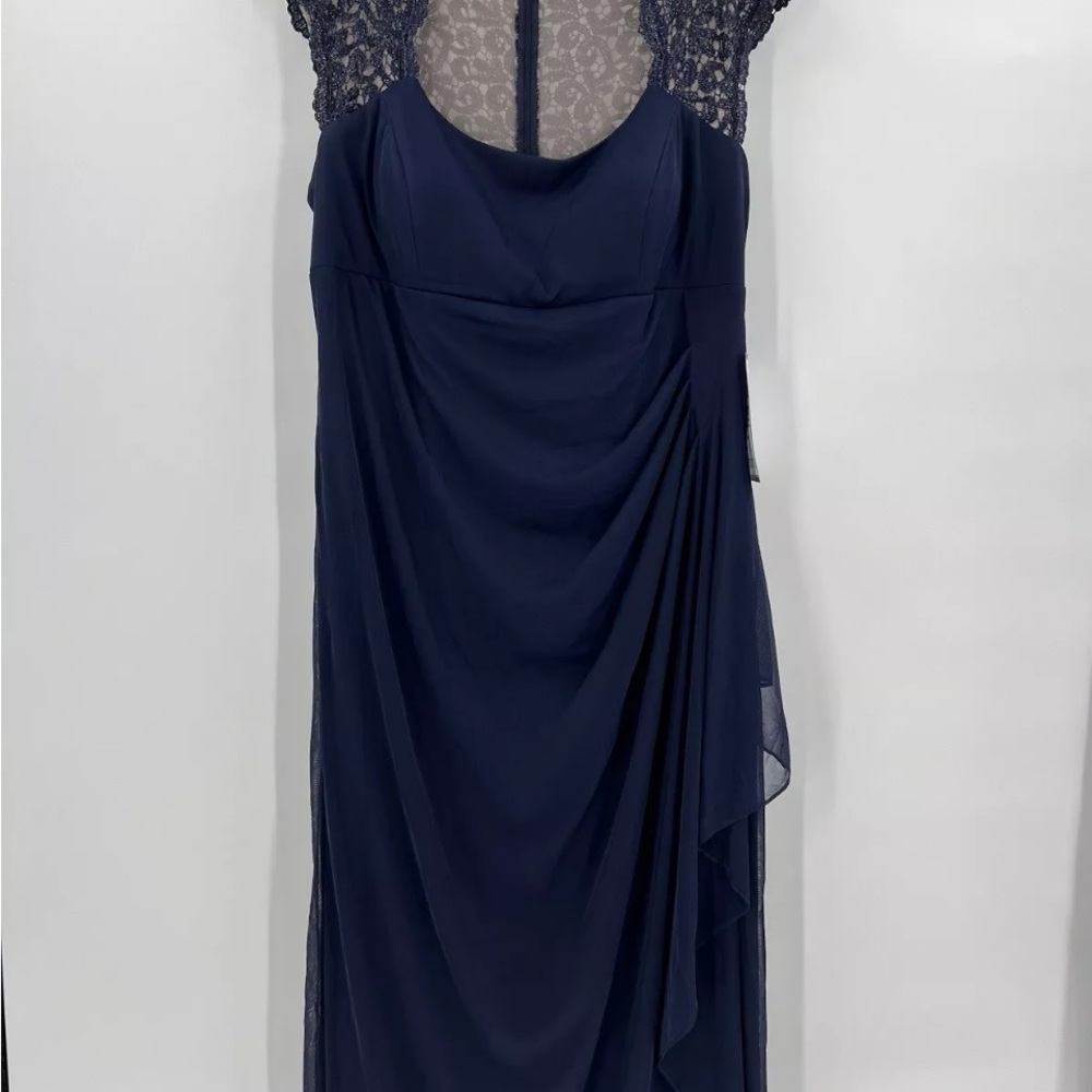 Nwt Xscape Party Dress Gown Navy Lace Ruched Plus Size Wedding 18w Maxi